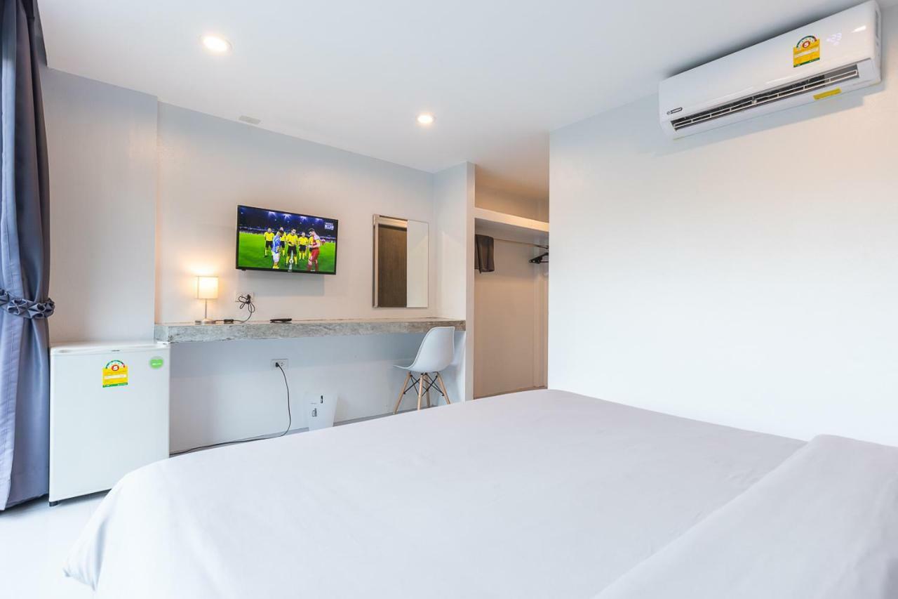 Albergue Minimal House Patong (Adults Only) Exterior foto